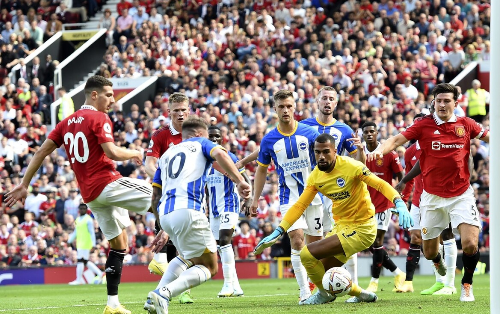  英超，曼联C罗替补登场梅开二度救主  